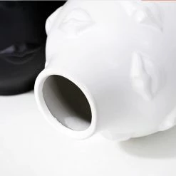 Staunton And Henry The Lips Vase Home Accessories