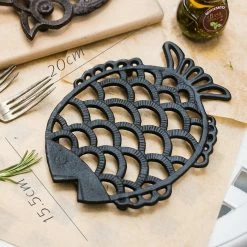 Staunton And Henry Cute Animal Cast Iron Trivet