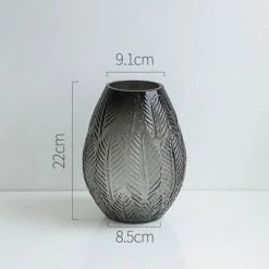 Staunton And Henry Home Accessories Nordic Leaf Glass Vase