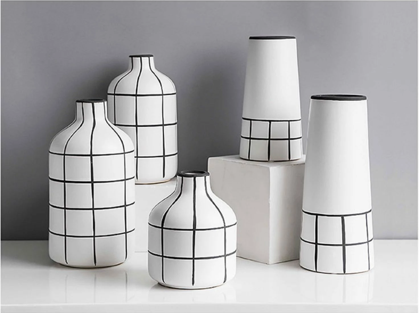 Staunton And Henry Home Accessories Monochrome Tile Pattern Vases