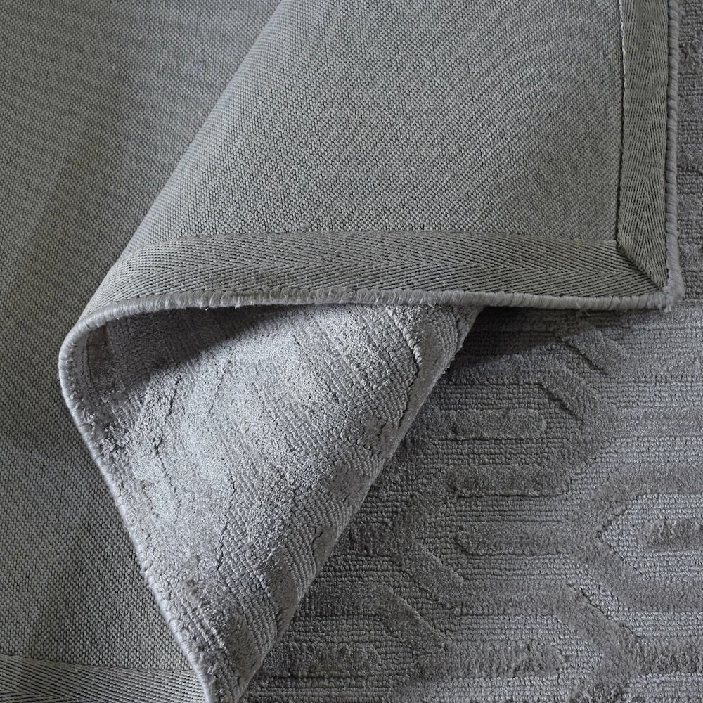 Staunton And Henry Maynard Beige Grey Viscose Rug Rugs