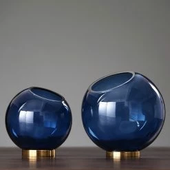 Staunton And Henry Home Accessories Smokey Glass Spotlight Vase