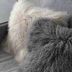 Staunton And Henry Home Accessories Plush Tibetan Wool Sheepskin Throw Cushion