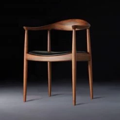 Staunton And Henry Replica Wegner Round Chair