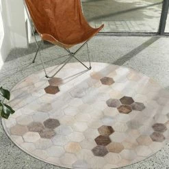 Staunton And Henry Cream Honeycomb Round Patchwork Hide Rug Rugs