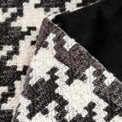 Staunton And Henry Home Accessories Hounds Tooth Pattern Throw Cushion