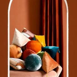 Staunton And Henry 3D Velvet Triangle Throw Cushion Home Accessories