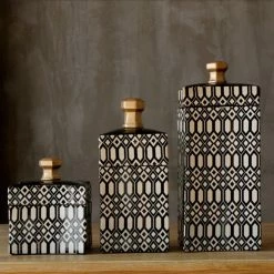 Staunton And Henry Home Accessories Black And White Urn Vase With Gold Handle